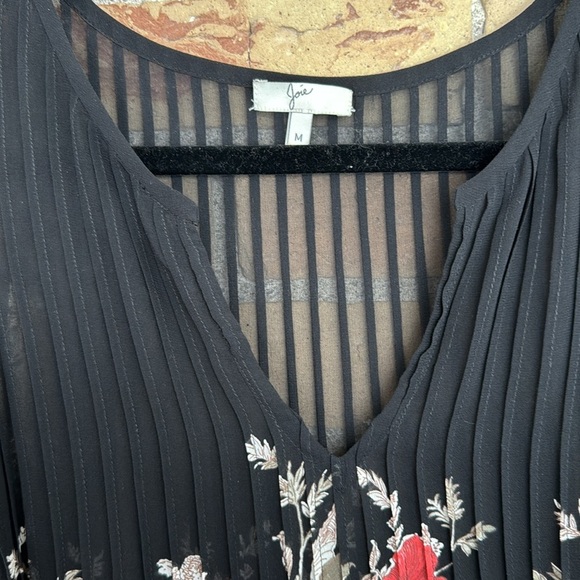 Joie Floral Black Sleeveless Top - Picture 2 of 4